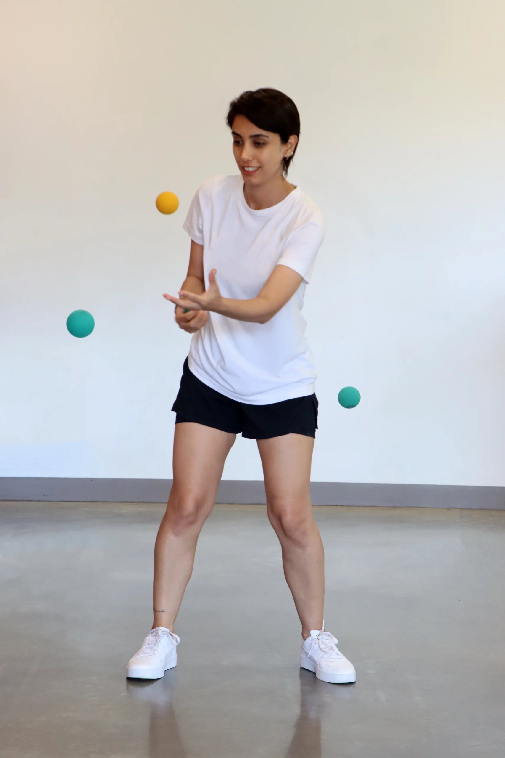 Formation coach sportif, une athlète pratiqant le Brain Ball